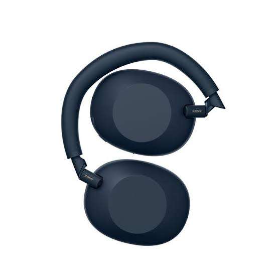 Sony WH-1000XM6 headphones - Techsavvy Solutions