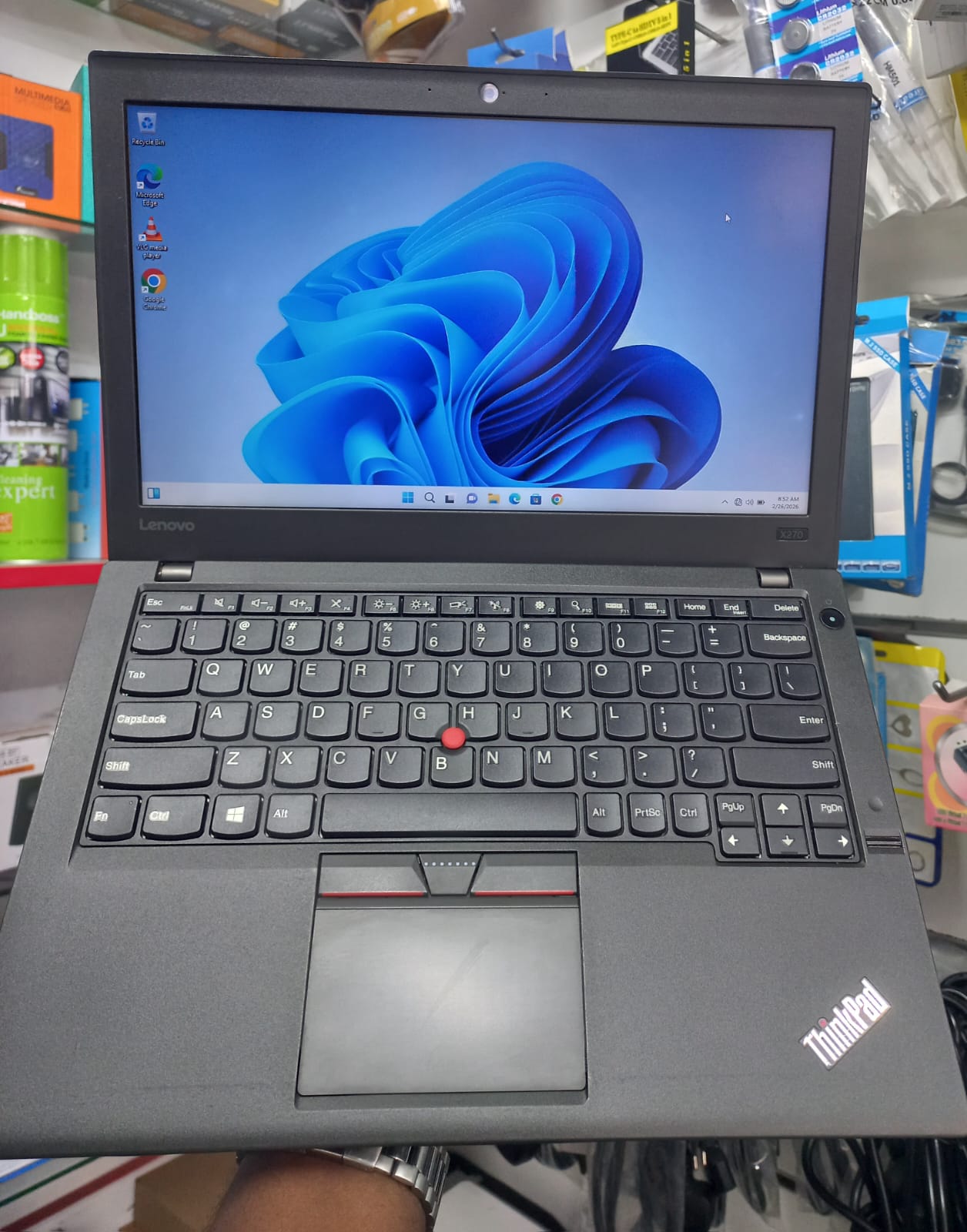 (FREE WIRELESS MOUSE} Lenovo ThinkPad X270 Intel Core i5 7th Gen laptop 8GB RAM 500GB  Lightweight Laptop , USB 3.0 HDMI VGA Wi-Fi ports Bluetooth HD webcam Intel HD Graphics Refurbished laptop