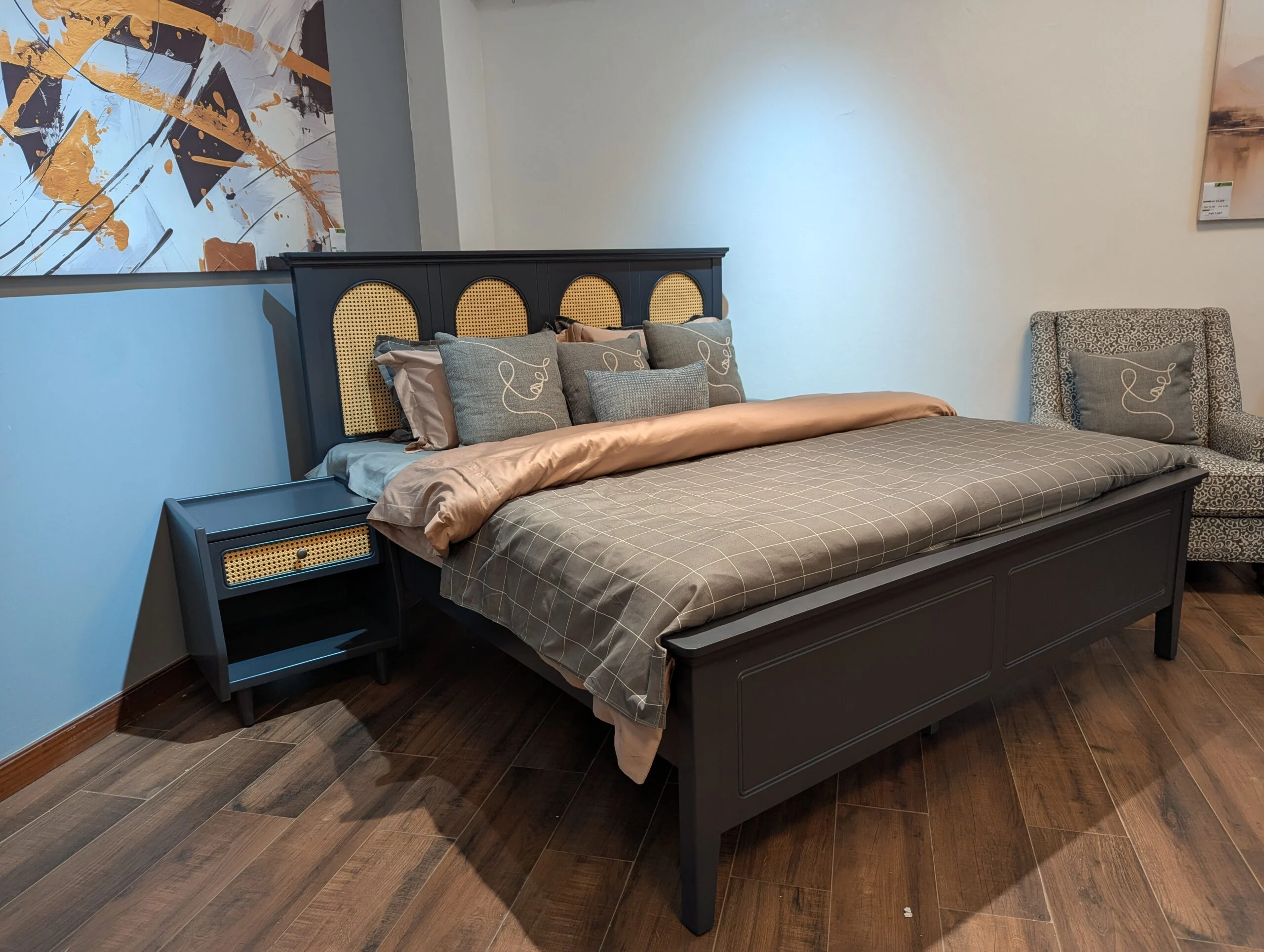 Carolina King Bed