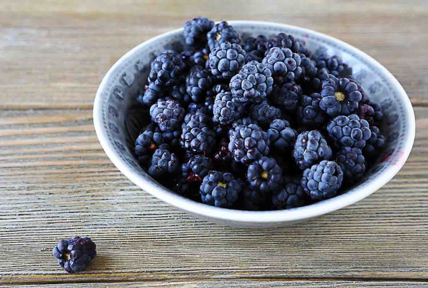 Fresh Blackberries – 1Kg (Frozen)