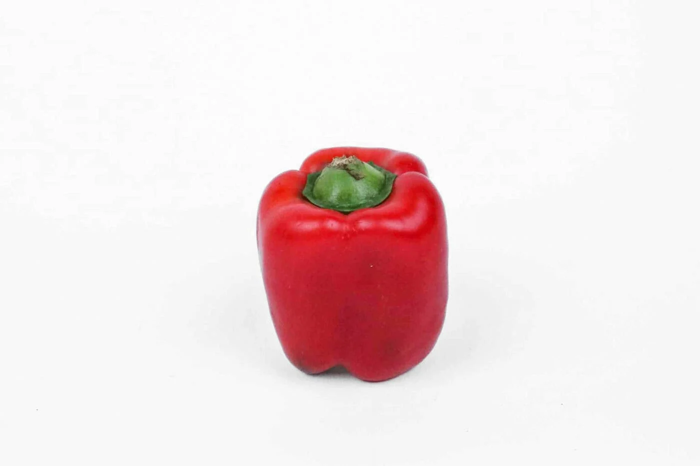 Naivasha Red Capsicum – 1 Piece (Approx. 180g – 220g)