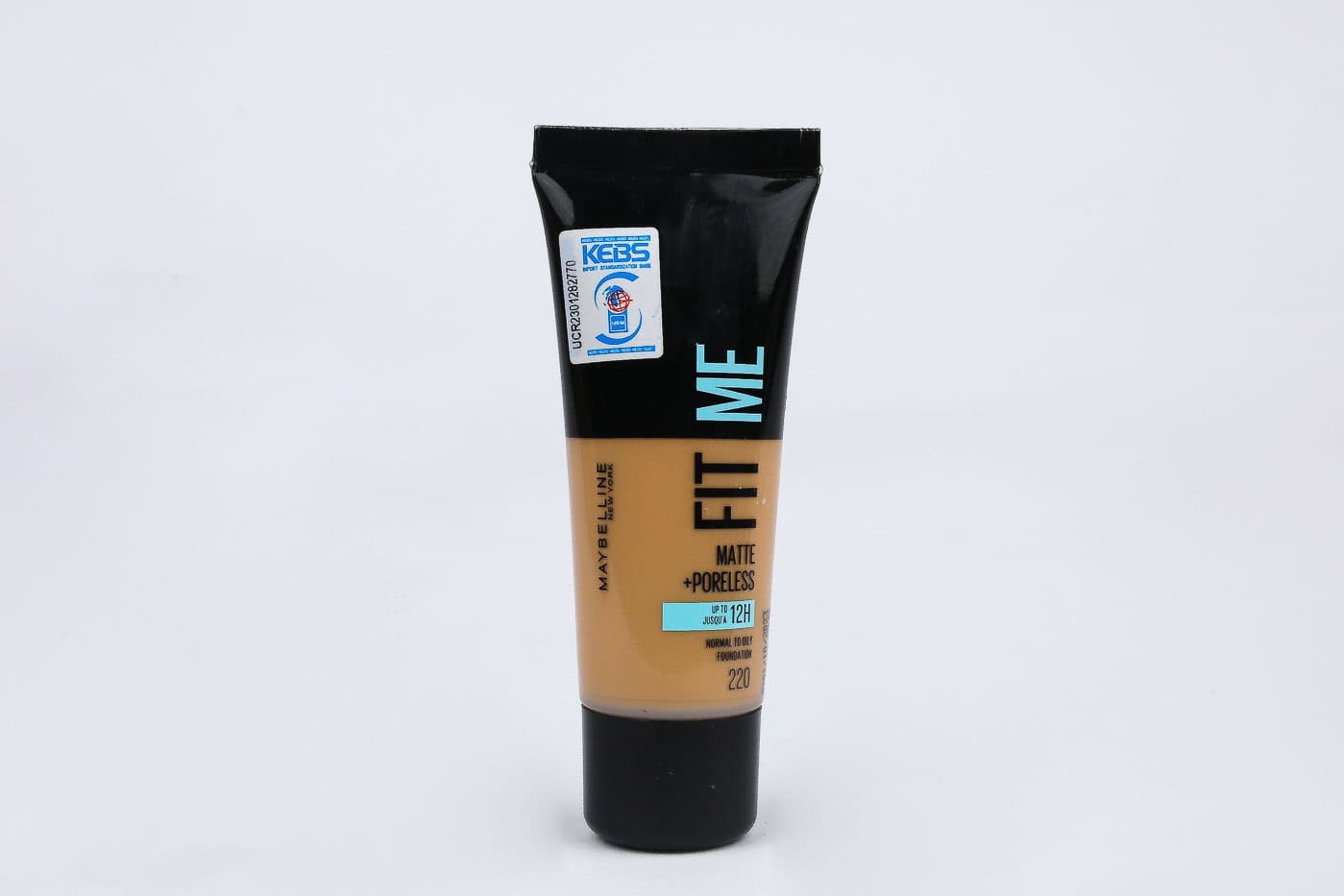Maybelline Fit Me Matte & Poreless Foundation – 220 Natural Beige