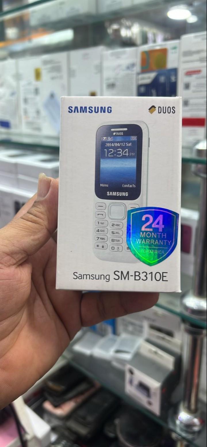 🔥OLD IS GOLD!!🔥 SAMSUNG SM-B310E SAMSUNG SM-B310E /15 (DUOS), 2" DISPLAY,FM DUAL-SIM) FEATURE PHONE, BUTTON PHONE, ORIGINAL KABAMBE PLUS FREE LD WATCH SAMSUNG SM-B310E 15 (DUOS), 2" DISPLAY, FM 🔥 R