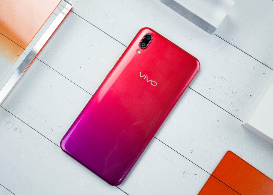 Refurbished VIVO  Y93S 128GB+6GB 6.2-inch 13mp+8mp Face Wake up Face Recognition Brush Face Unlock AI Smart Dual Camera  Smart Feature Random  phone